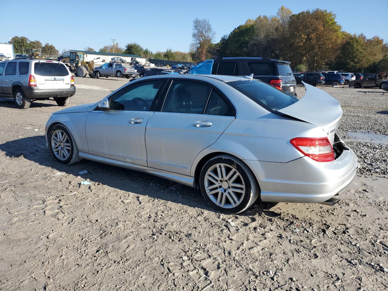 Mercedes-Benz C-Class 300 Image 2