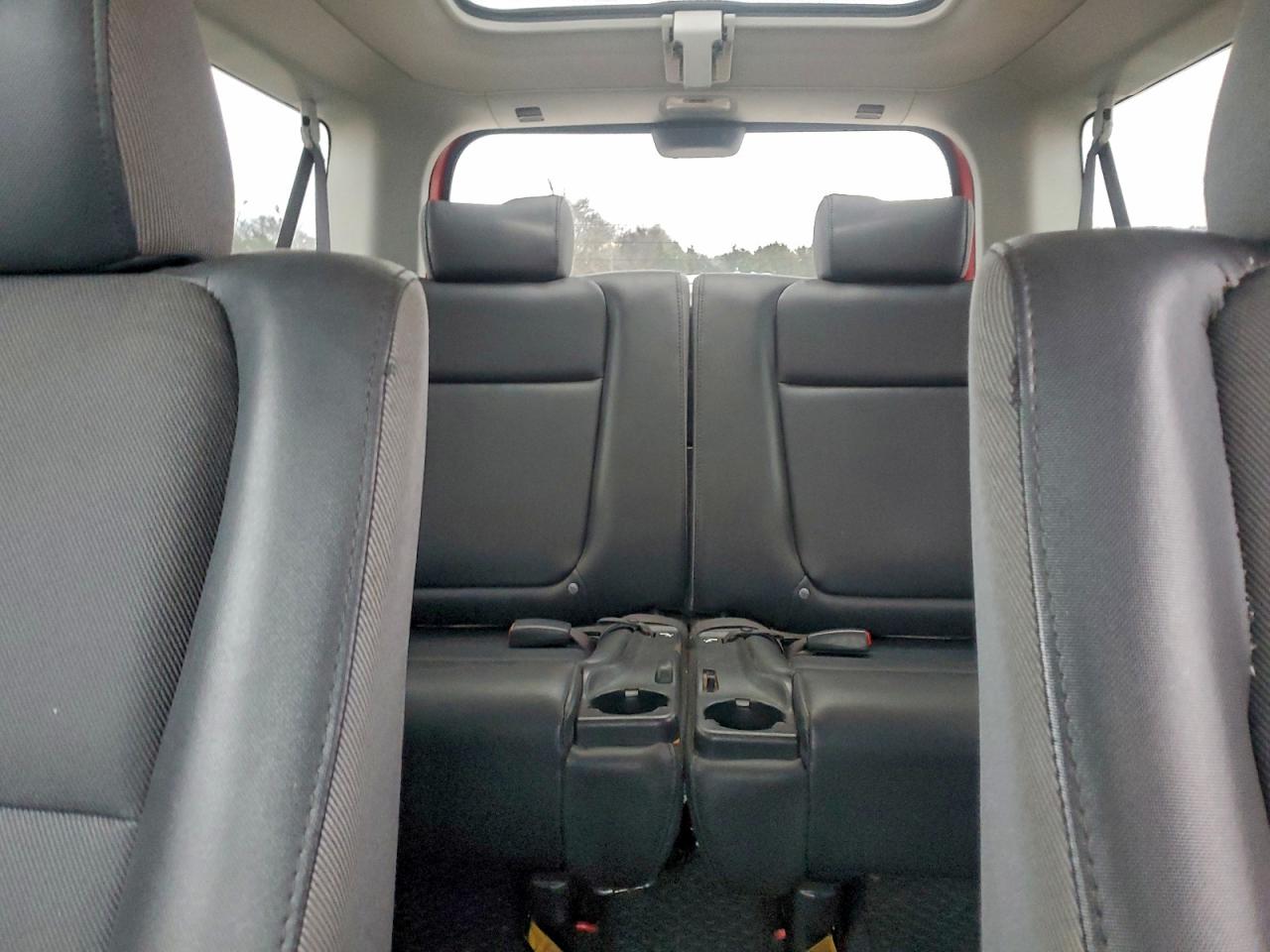 Honda Element Lx Image 9