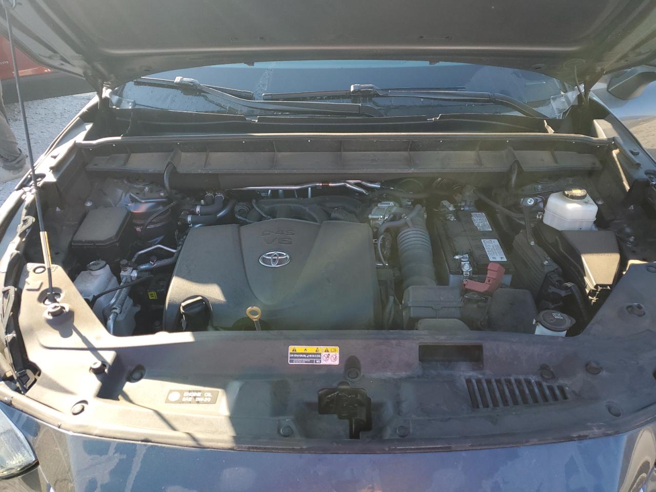 Toyota Highlander Limited Image 2