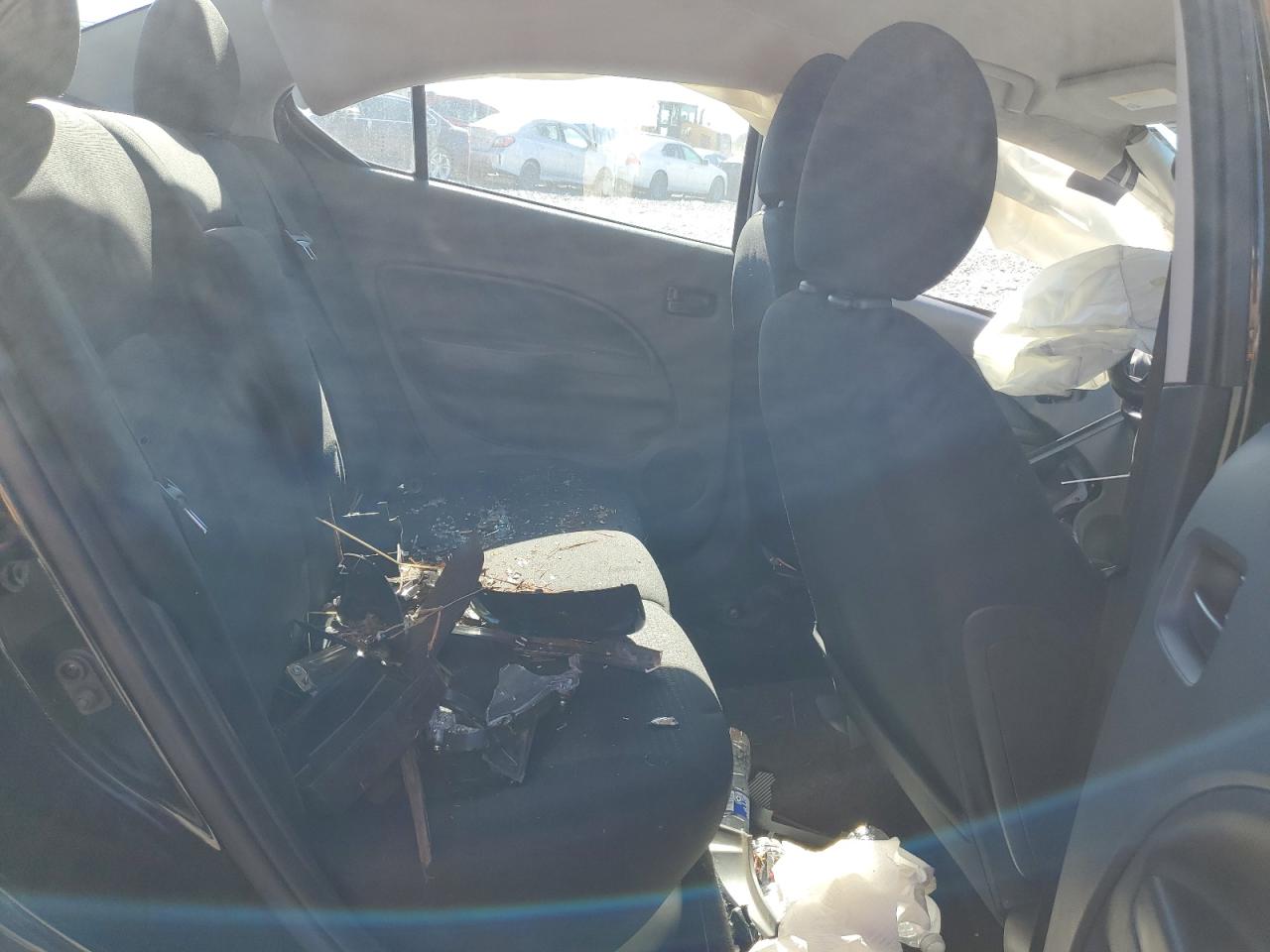 Mitsubishi Mirage G4 Es Image 12