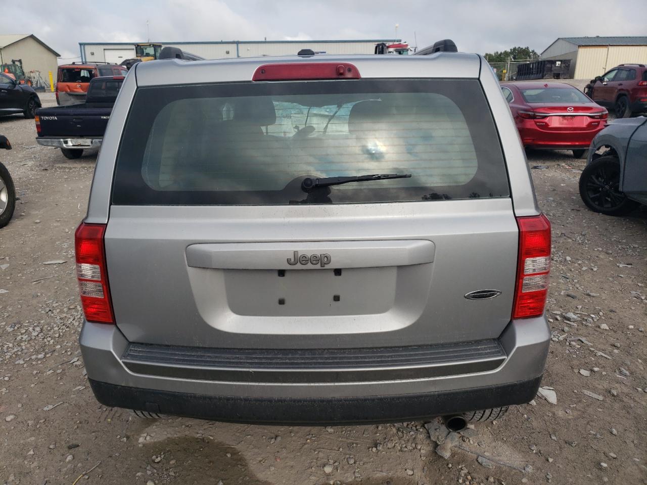 Jeep Patriot Sport Image 10