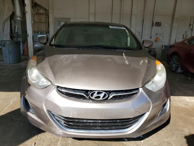 Hyundai ELANTRA Gls Image 12