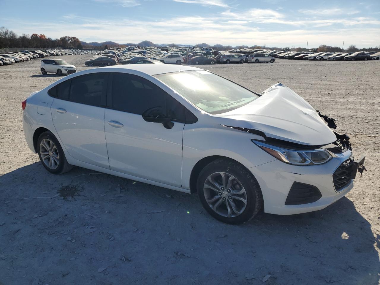 Chevrolet Cruze Ls Image 2