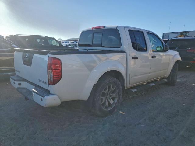 Nissan Frontier S Image 9