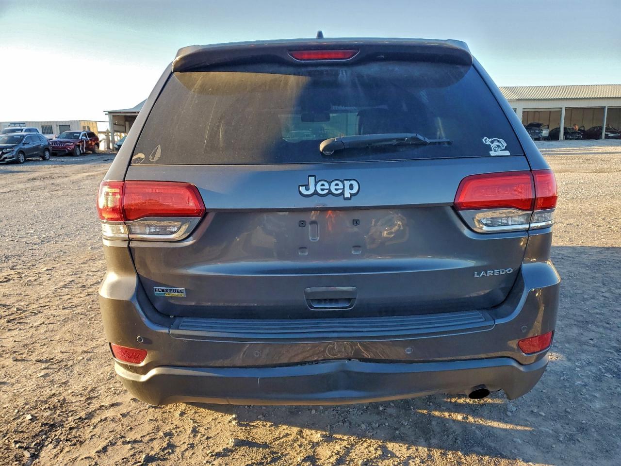 Jeep Grand Cherokee Laredo Image 5