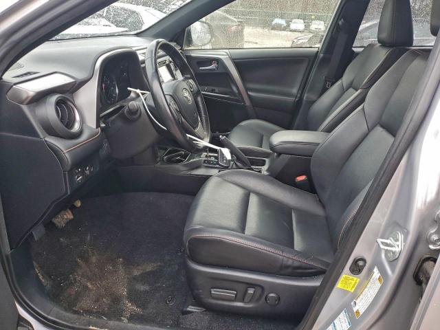 Toyota RAV4 Se Image 10