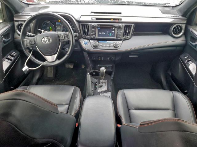 Toyota RAV4 Se Image 7