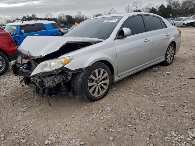  Salvage Toyota Avalon