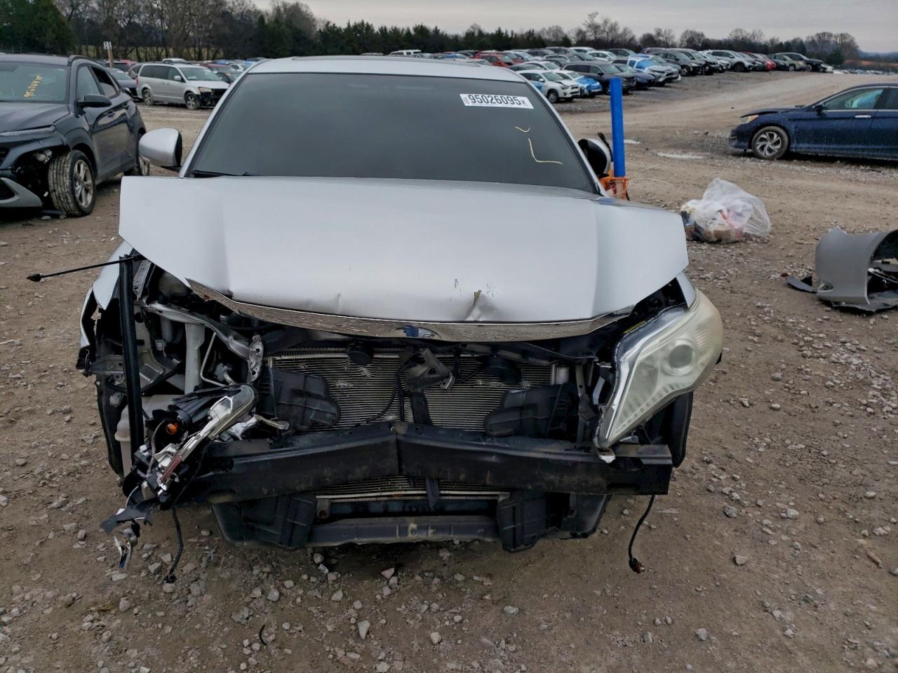 Toyota Avalon Base Image 3