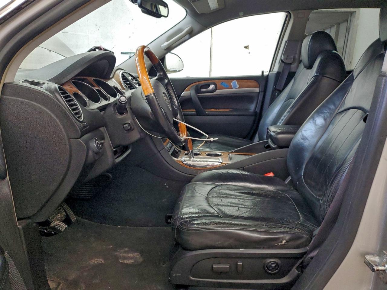 Buick Enclave Cxl Image 2