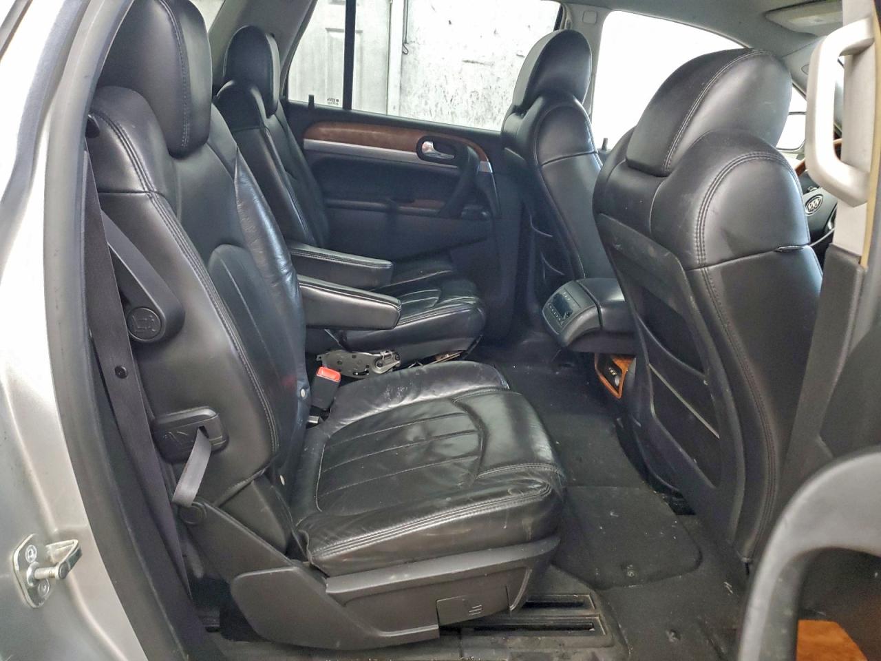 Buick Enclave Cxl Image 4