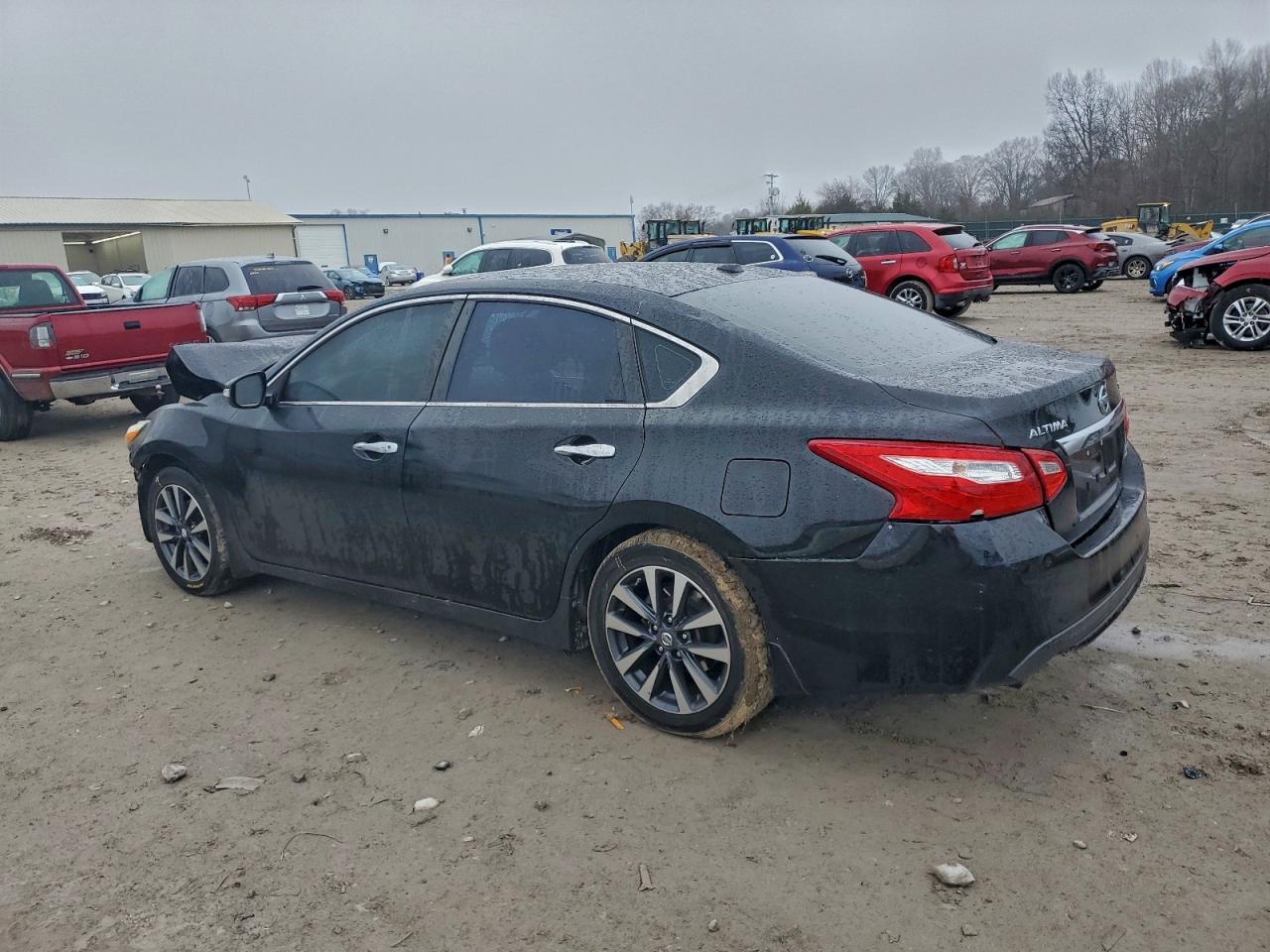 Nissan Altima 2.5 Image 2