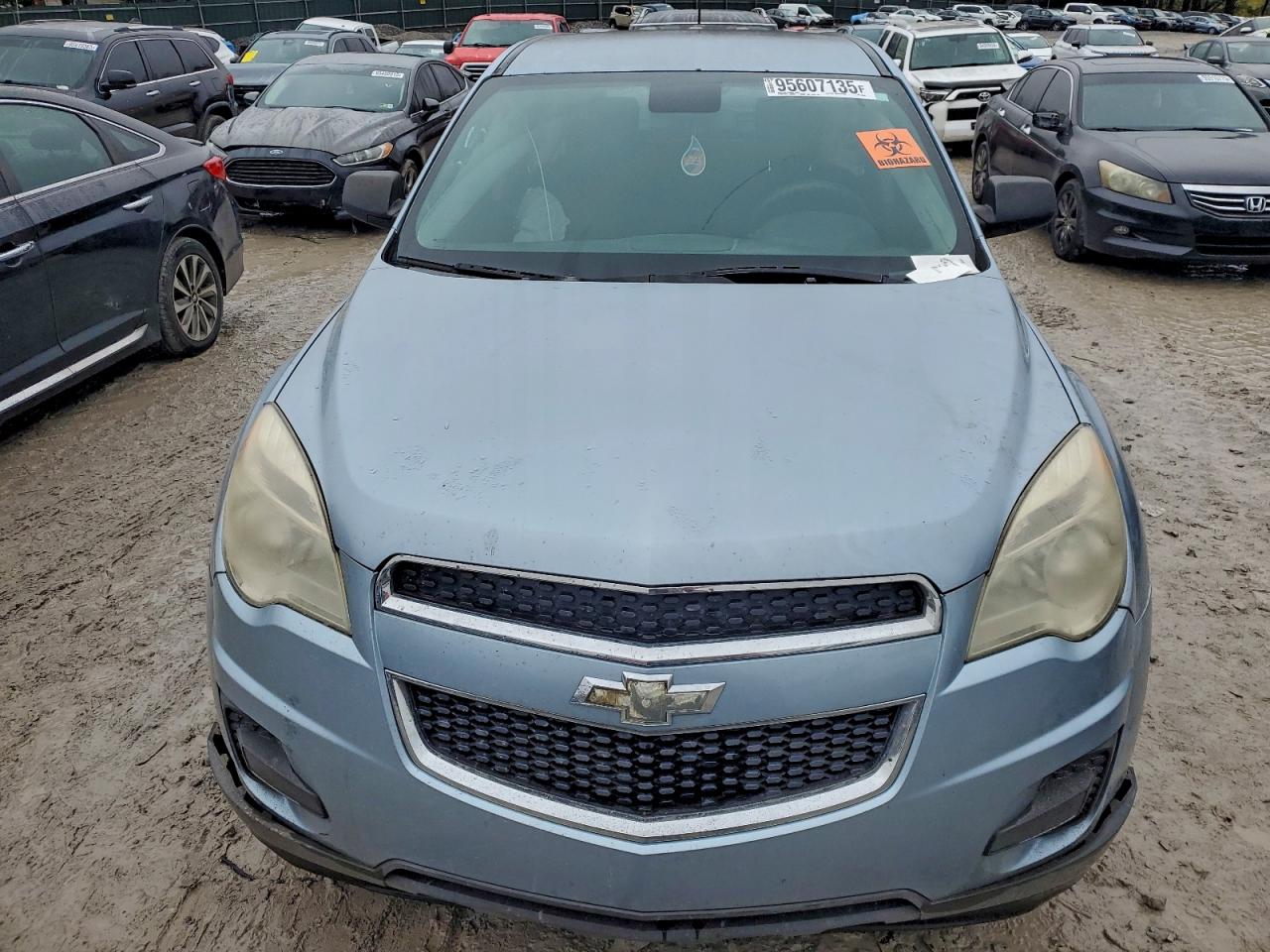 Chevrolet Equinox Ls Image 2
