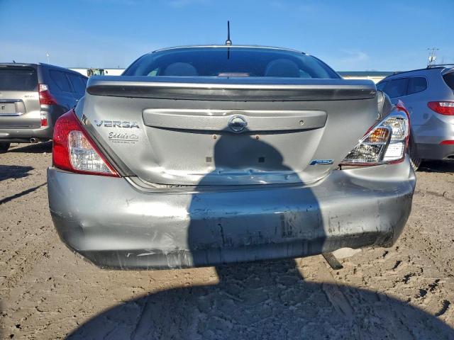 Nissan Versa S Image 7