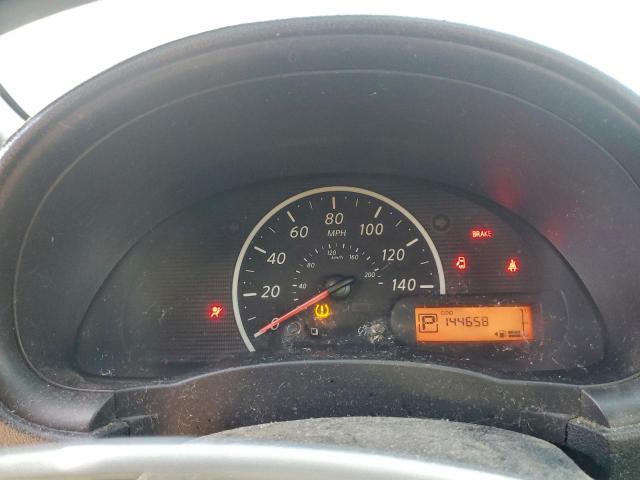 Nissan Versa S Image 8