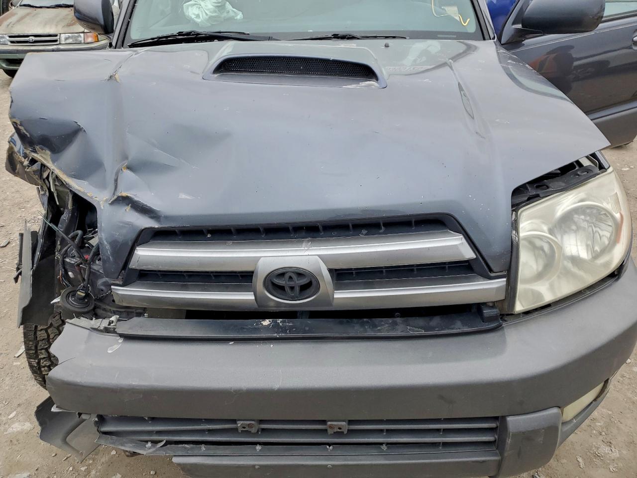 Toyota 4Runner Sr5 Image 8