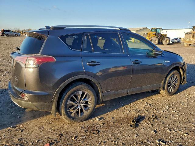 Toyota RAV4 Le Image 2