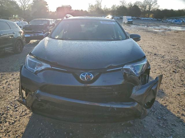 Toyota RAV4 Le Image 6