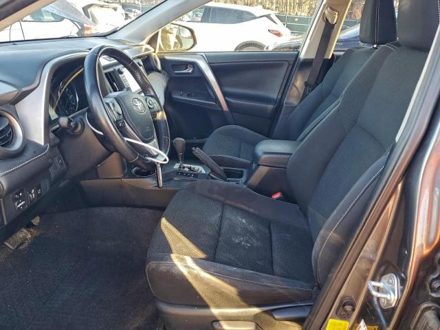 Toyota RAV4 Le Image 13