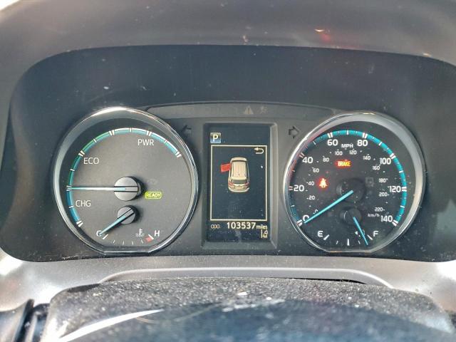 Toyota RAV4 Le Image 12