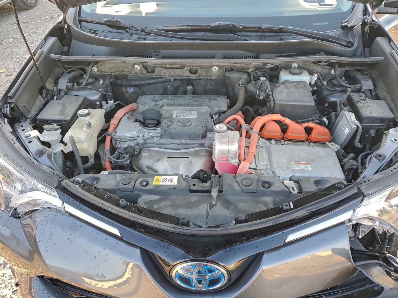 Toyota RAV4 Le Image 5