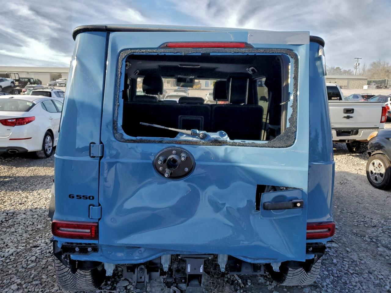 Mercedes-Benz G-Class 550 Image 14