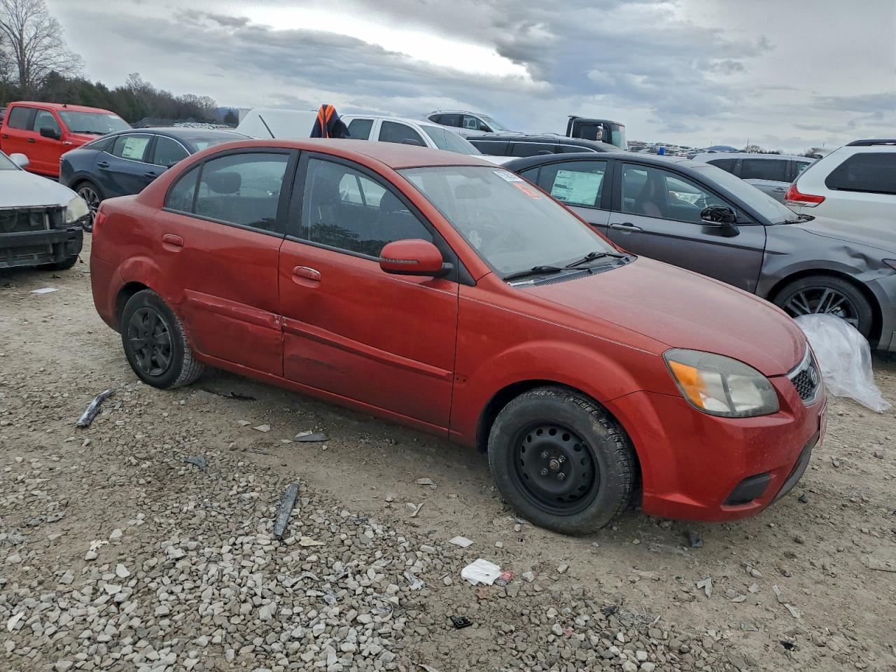 Kia Rio Base Image 5