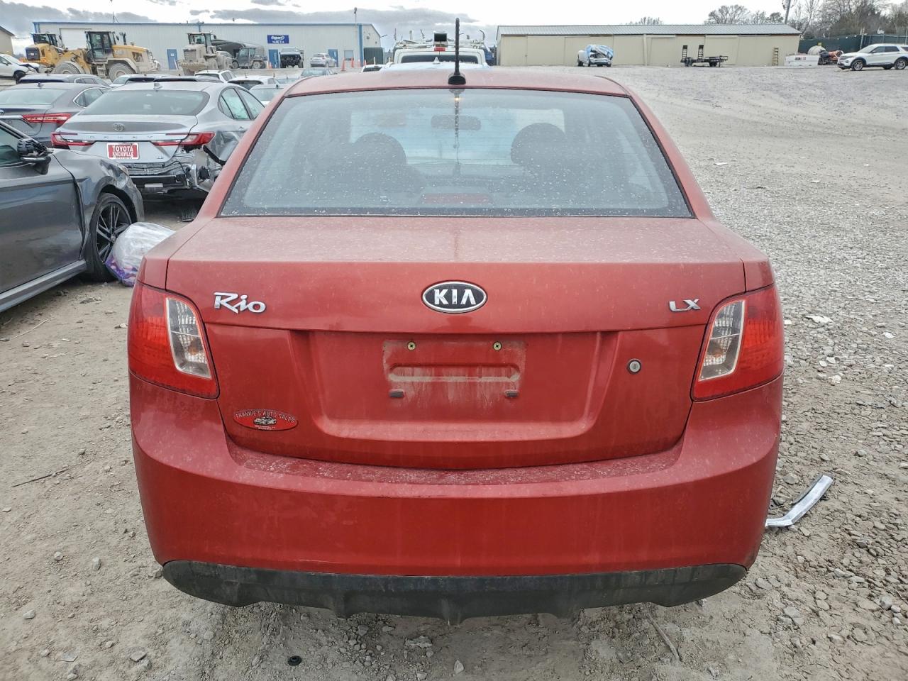 Kia Rio Base Image 2