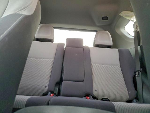 Toyota RAV4 Xle Image 8