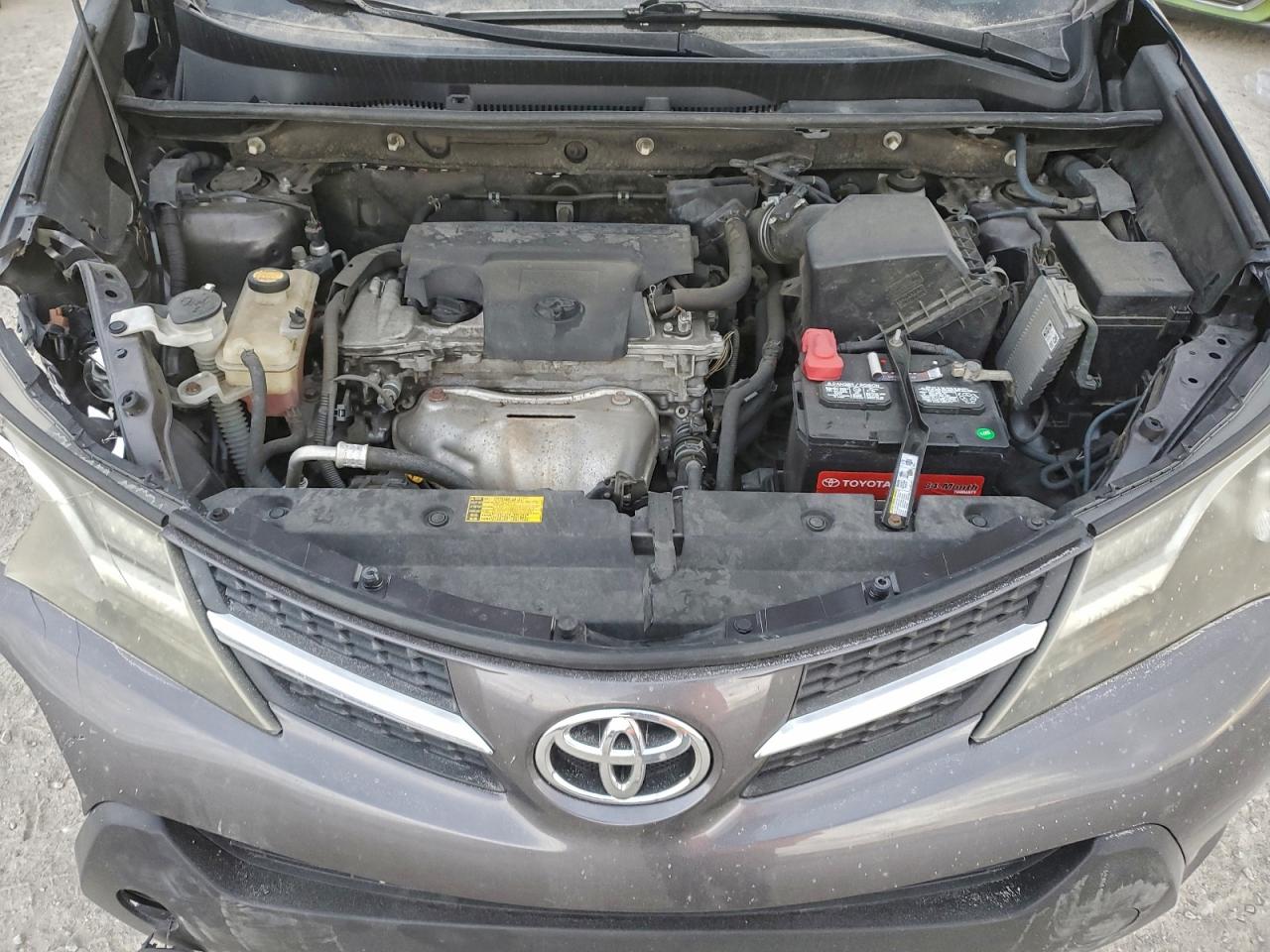 Toyota RAV4 Xle Image 4