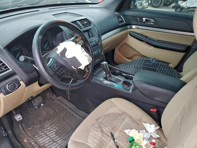 Ford Explorer Image 14