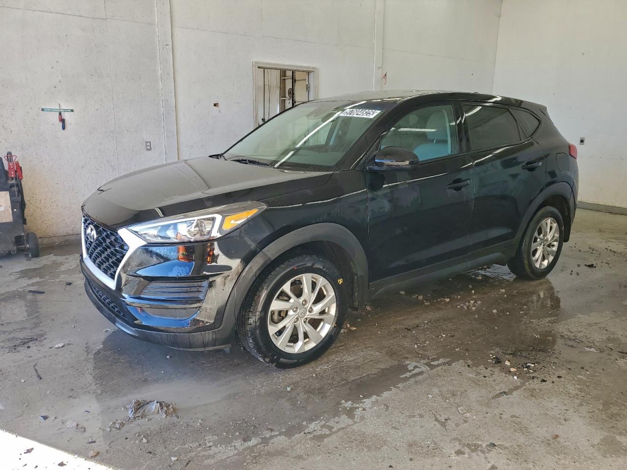 Hyundai TUCSON Se Image 1