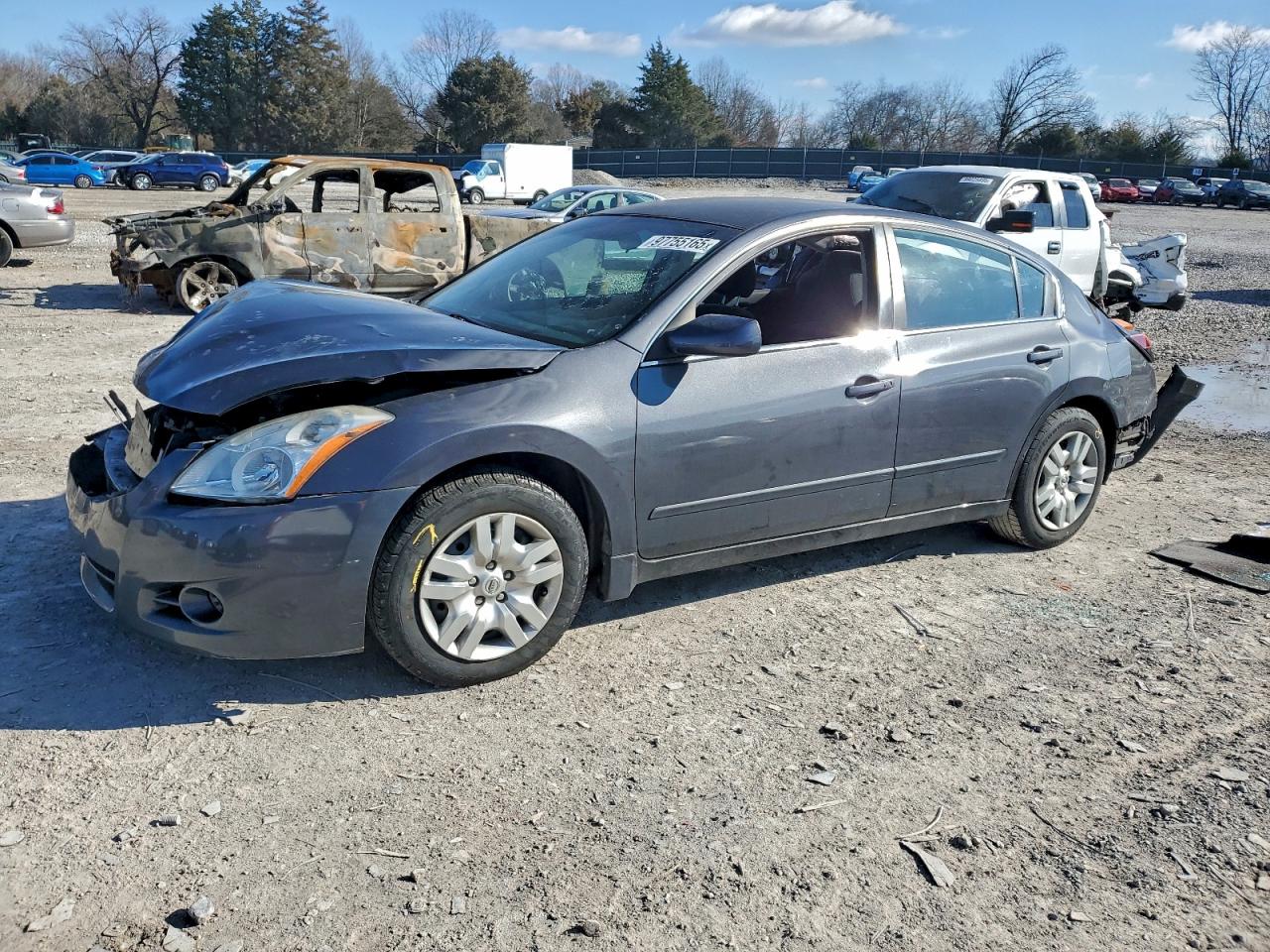 Nissan Altima Base Image 1