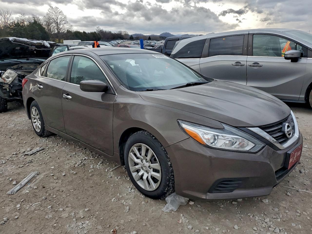 Nissan Altima 2.5 Image 11