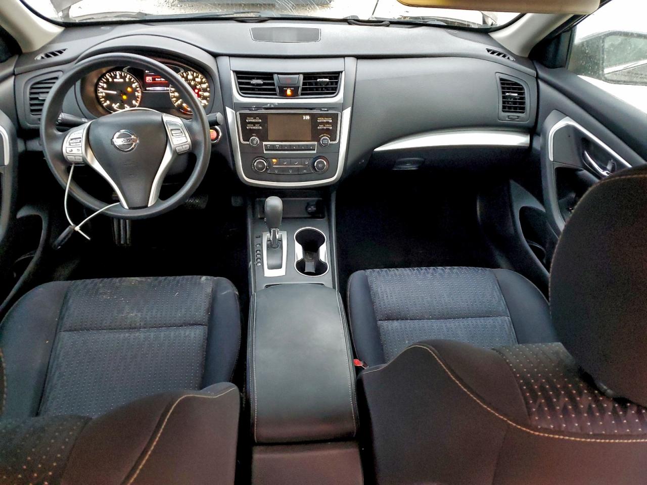 Nissan Altima 2.5 Image 3