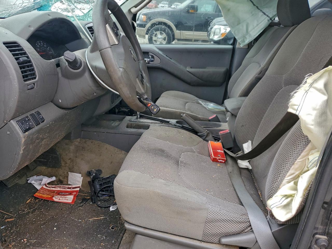 Nissan Frontier S Image 6