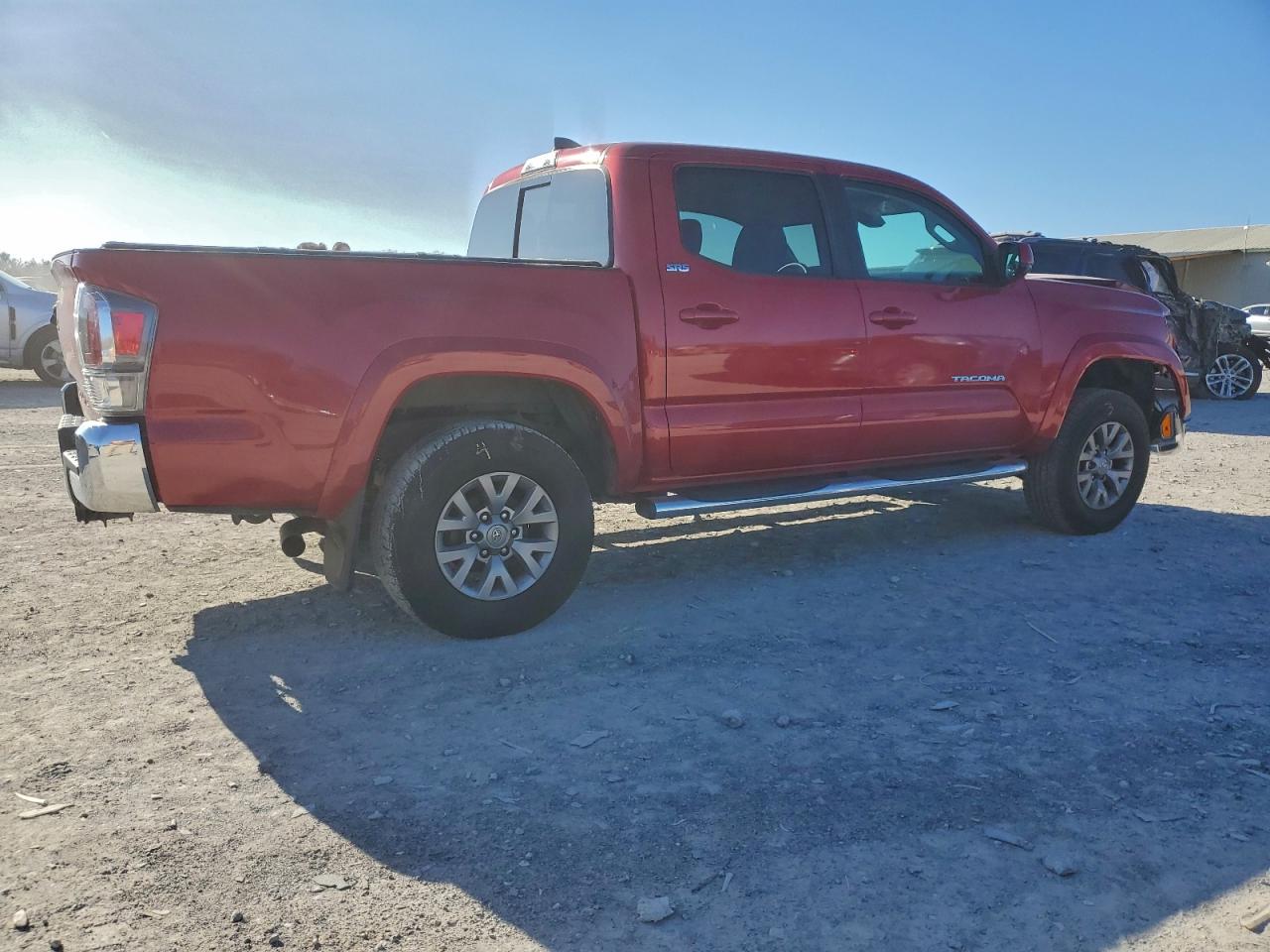 Toyota Tacoma Double Cab Image 3