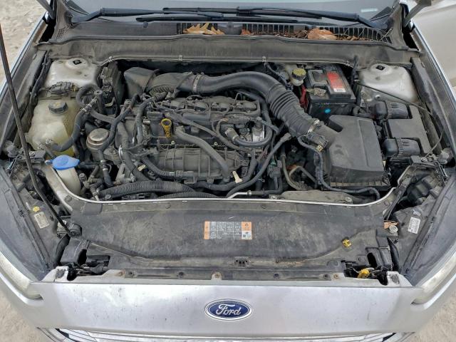 Ford Fusion Se Image 6