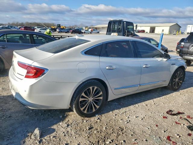 Buick LaCrosse Essence Image 2