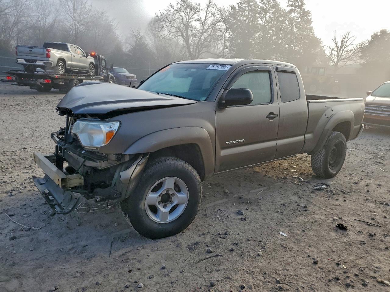 Toyota Tacoma Access Cab Image 1