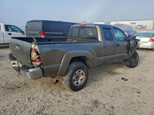 Toyota Tacoma Access Cab Image 4