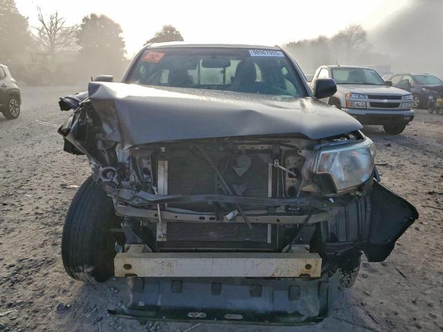 Toyota Tacoma Access Cab Image 11