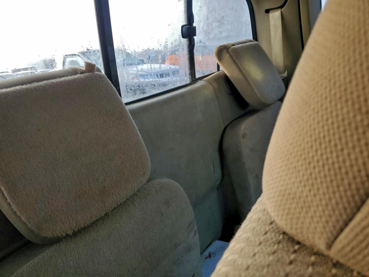 Toyota Tacoma Access Cab Image 6