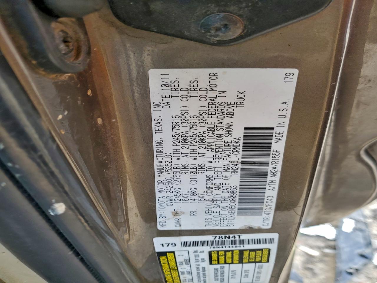 Toyota Tacoma Access Cab Image 2