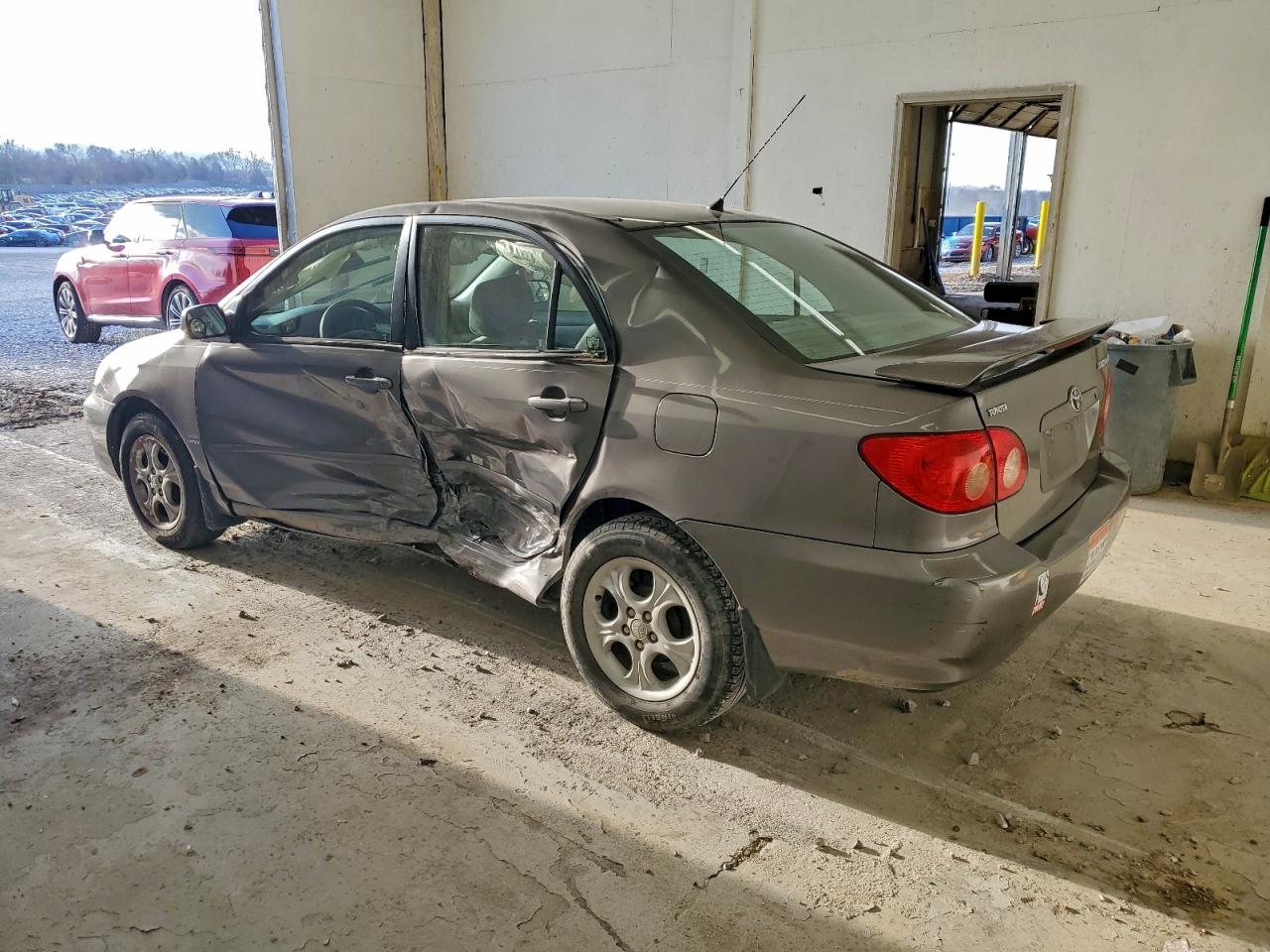 Toyota Corolla Ce Image 9