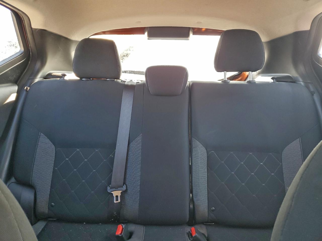 Nissan Kicks S Image 6