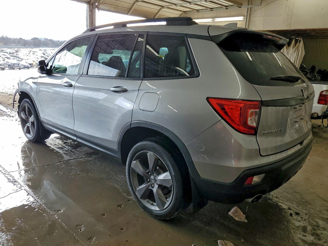 Honda Passport Touring Image 8