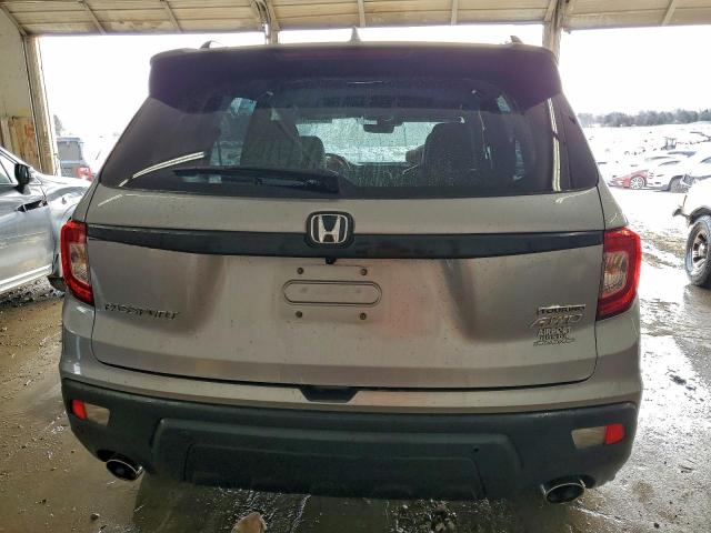 Honda Passport Touring Image 10