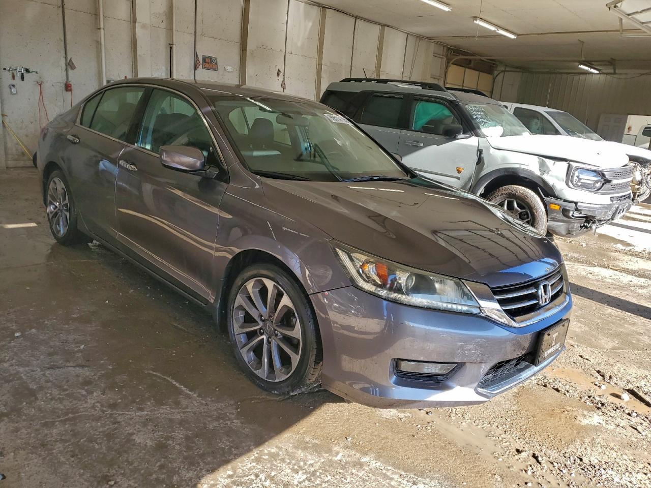 Honda Accord Sport Image 3