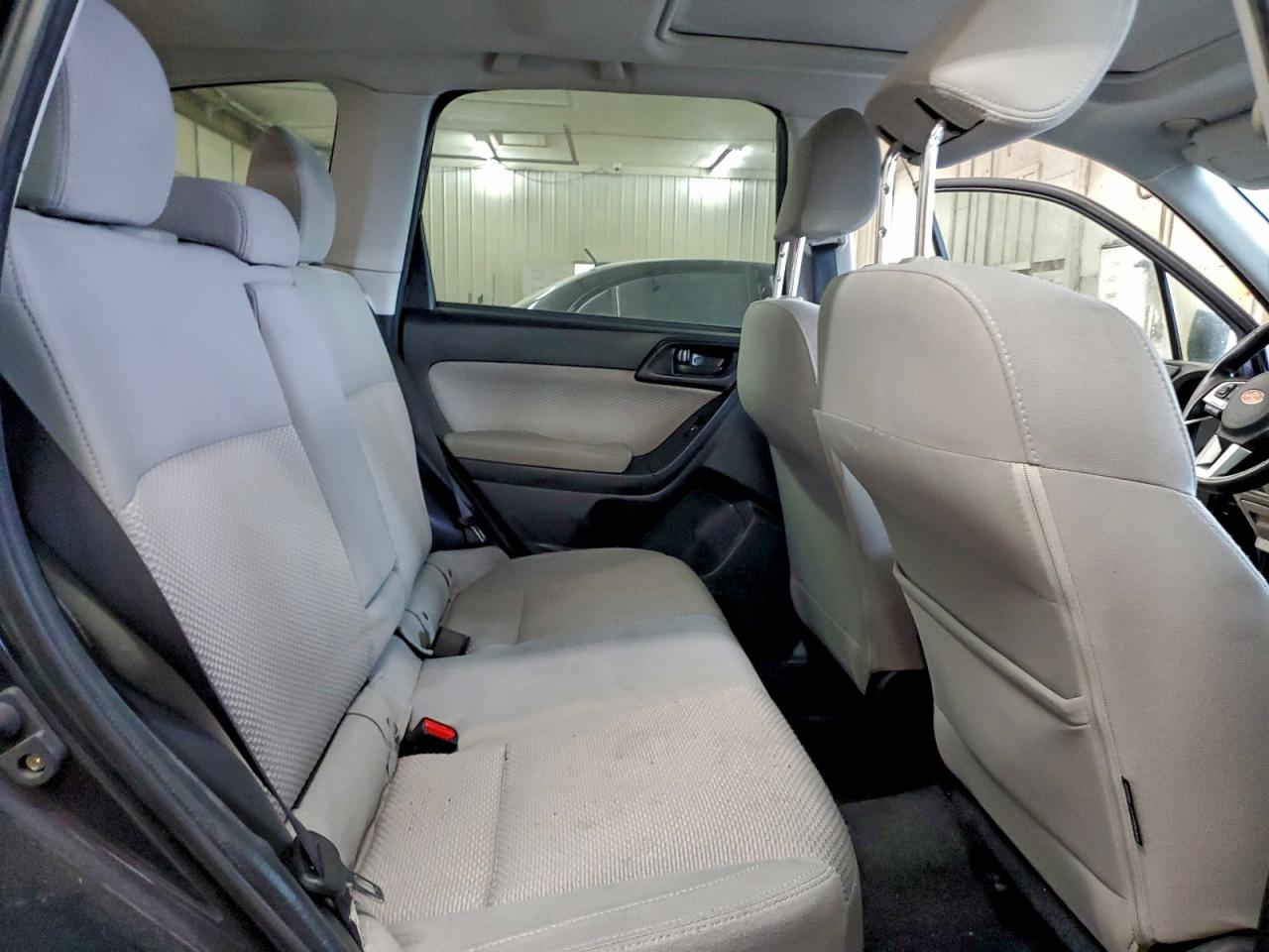 Subaru Forester 2.5i Premium Image 10